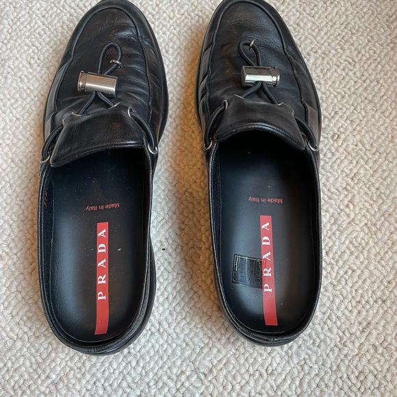 Vintage Prada size 37 (size 7) made in Italy, fantastic condition!! - Picture 1 of 4